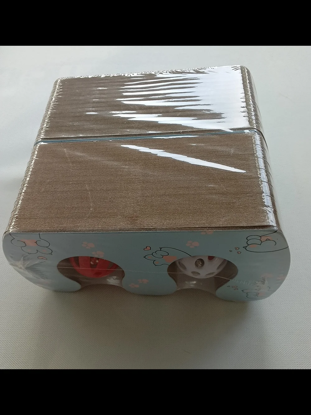 Interactive 😺 Cat Toy Puzzle with Red & White Balls
